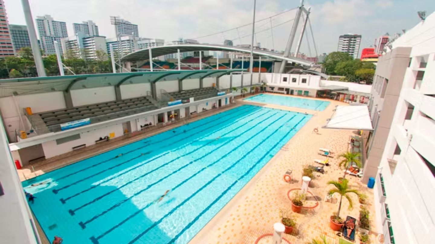 Geylang East Swimming Complex at 601 Aljunied Crescent